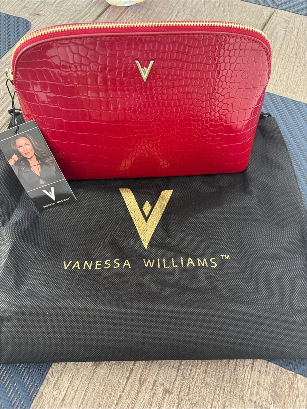 New Vanessa Williams Red Crocodile-Embossed Cosmetic Case / Clutch NWT